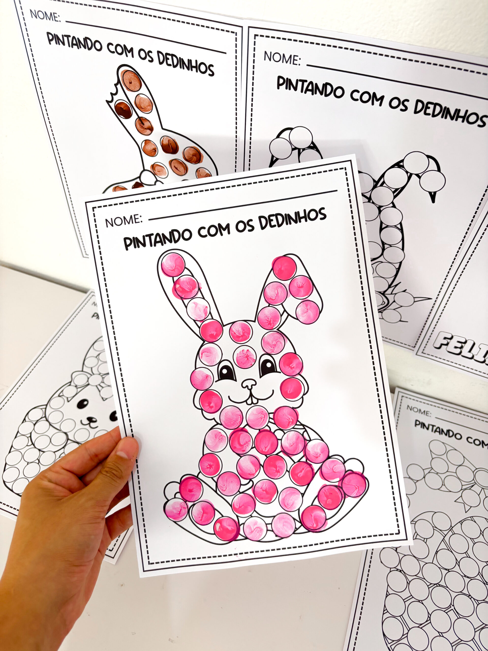 Atividade de Páscoa: Pintando com os dedinhos - COELHO - Imagem 6
